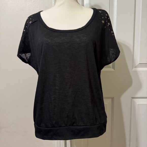 Dots Black Boxy Lace Blouse, size L - Picture 1 of 6